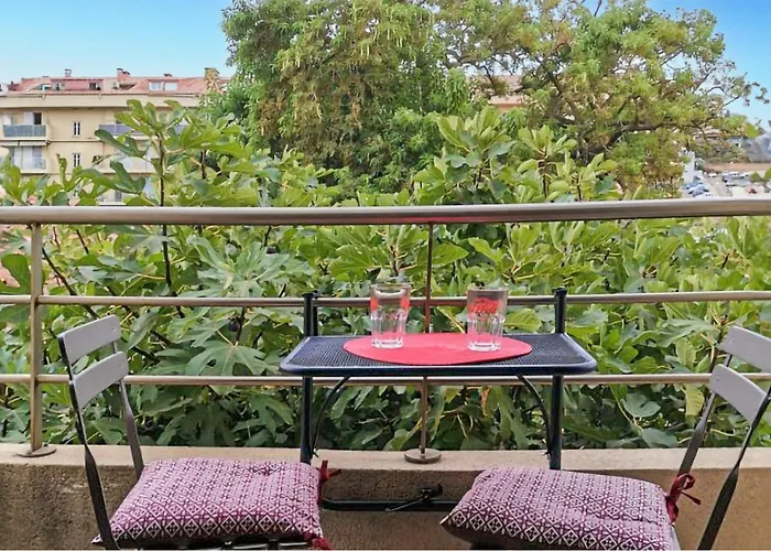 Apartment Gorgeous In *